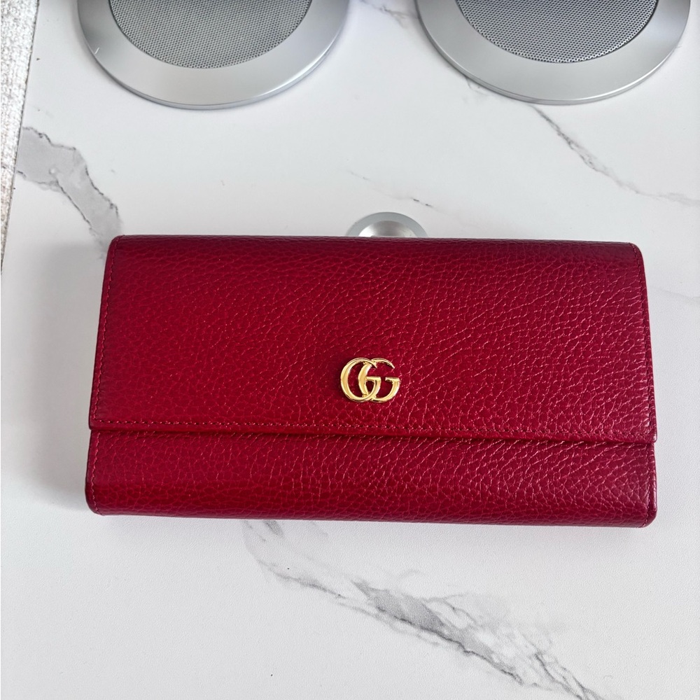 Gucci Red Leather Wallet with Gold Logo - Picture 8 of 10